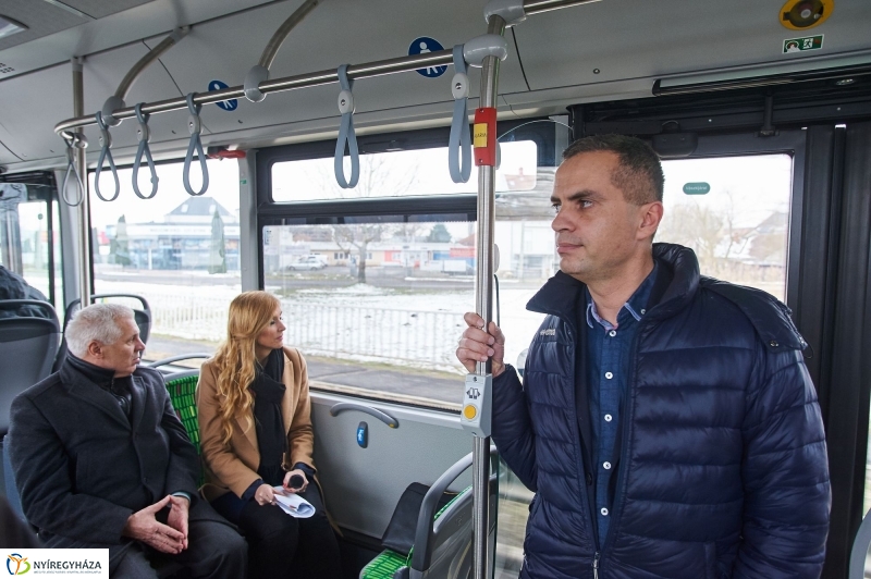 Új busz a fejlesztések útvonalán 2 - fotó Szarka Lajos