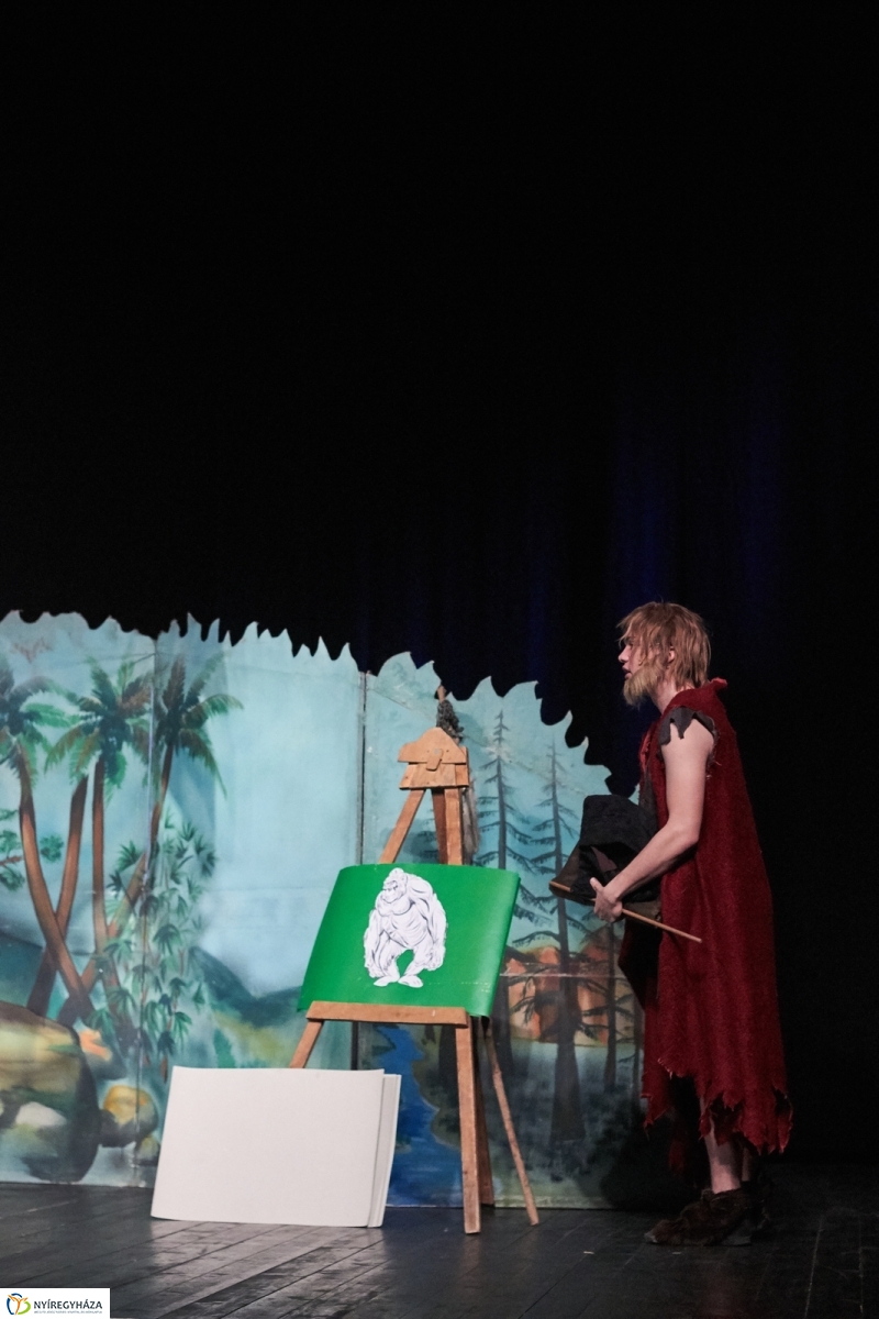 Kultúrházak éjjel-nappal - fotó Szarka Lajos