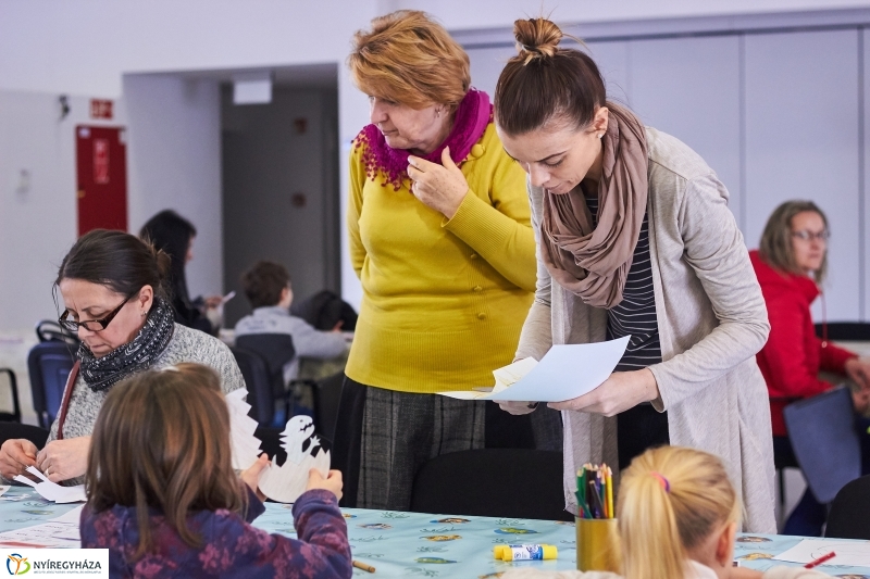 Kultúrházak éjjel-nappal - fotó Szarka Lajos
