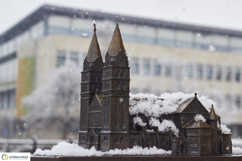 Belváros hóesésben - fotó Szarka Lajos