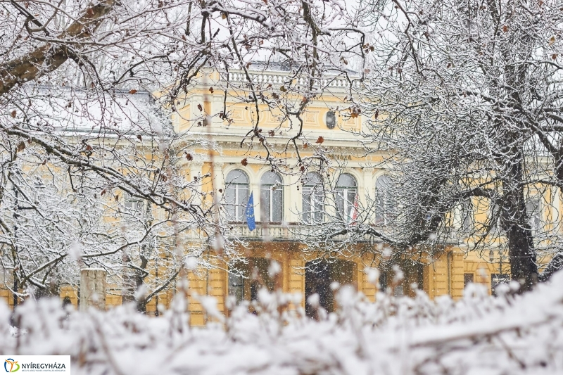 Belváros hóesésben - fotó Szarka Lajos