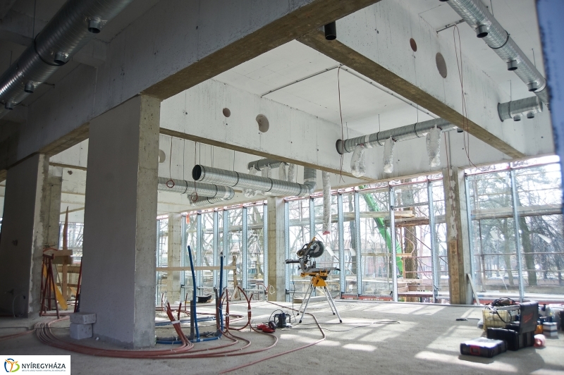 Hotel Sóstó bejárás - fotó Szarka Lajos