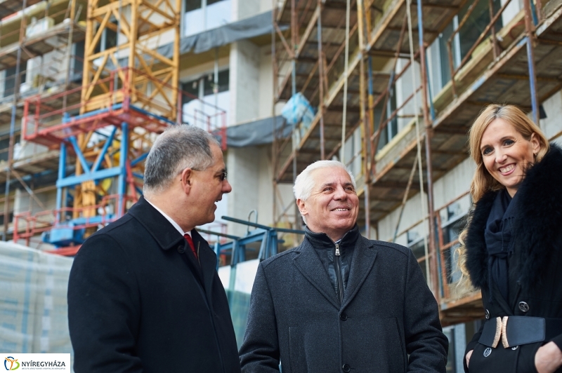 Hotel Sóstó bejárás - fotó Szarka Lajos