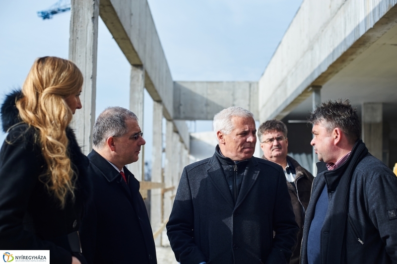 Hotel Sóstó bejárás - fotó Szarka Lajos