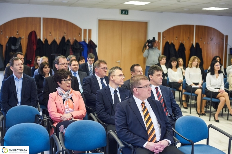 Népegészségügyi főosztály épület átadó - fotó Szarka Lajos