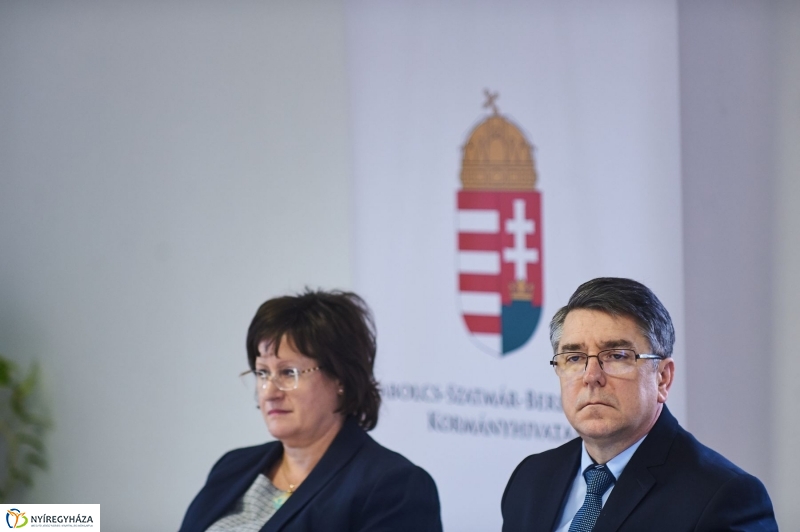 Népegészségügyi főosztály épület átadó - fotó Szarka Lajos