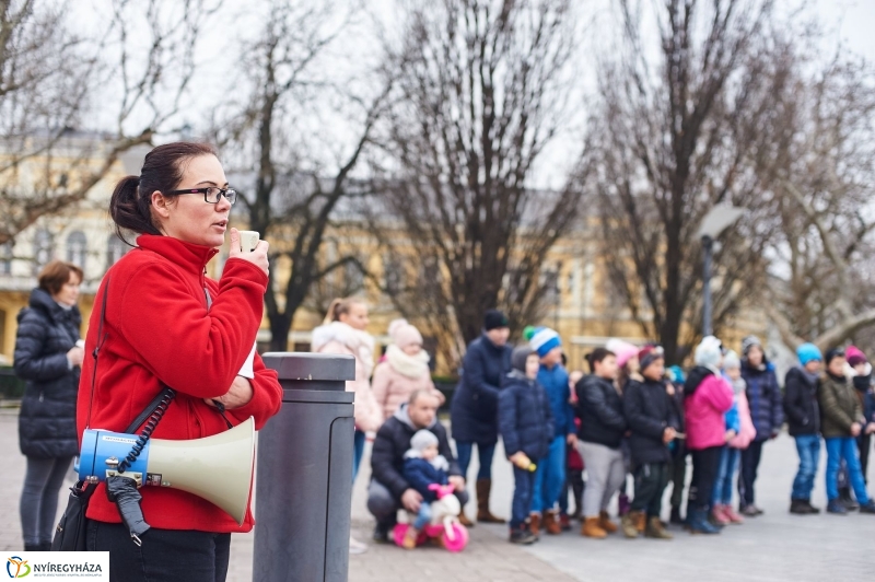 Életmentő gyakorlat - fotó Szarka Lajos