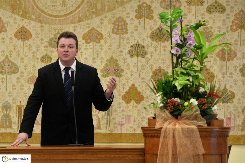 A Gróf Károlyi Ferenc Terem névadója - fotó Trifonov Éva