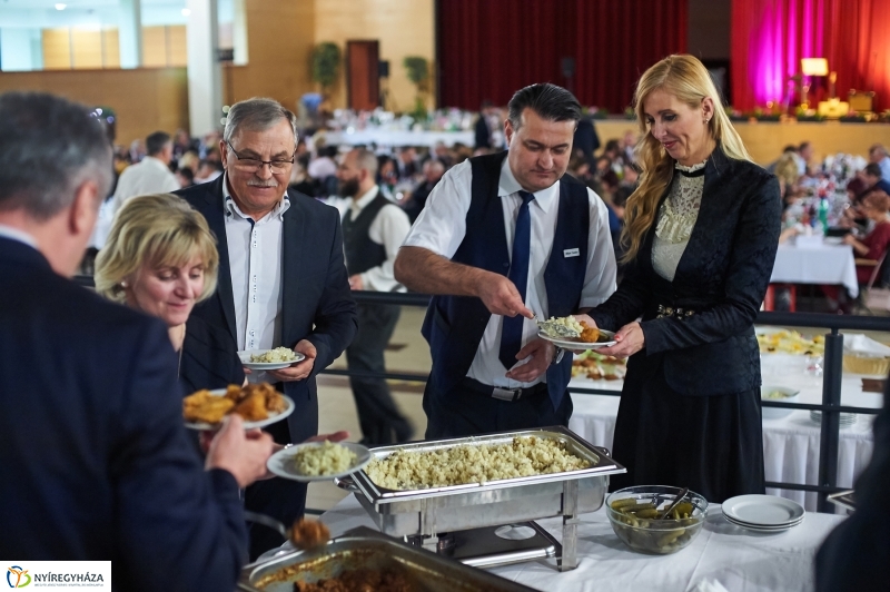 Bál az egyetemen - fotó Szarka Lajos