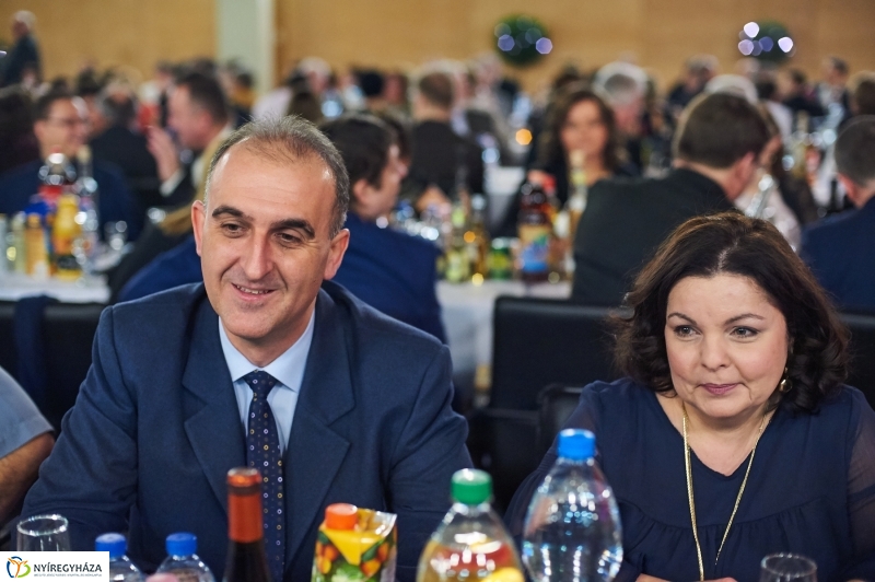 Bál az egyetemen - fotó Szarka Lajos