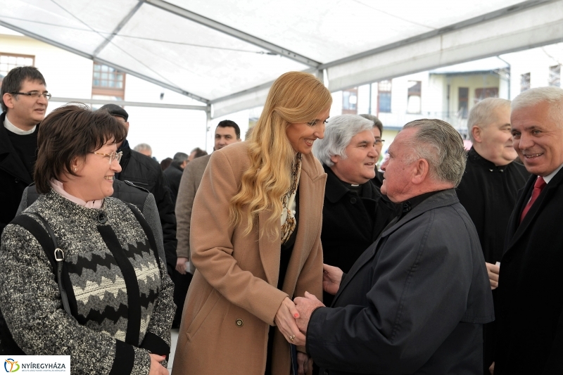 A Görögkatolikus Papnevelő Intézet átadása - fotó Trifonov Éva