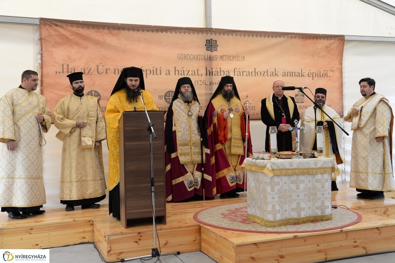 A Görögkatolikus Papnevelő Intézet átadása - fotó Trifonov Éva
