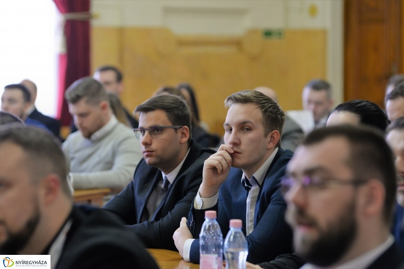 Magyar Ifjúsági Konferencia Nyíregyházán - fotó Trifonov Éva