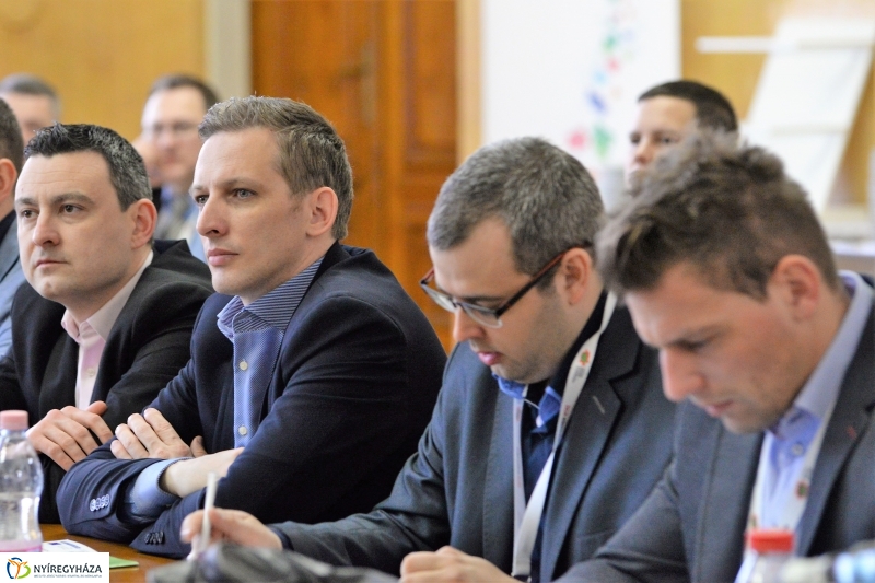 Magyar Ifjúsági Konferencia Nyíregyházán - fotó Trifonov Éva