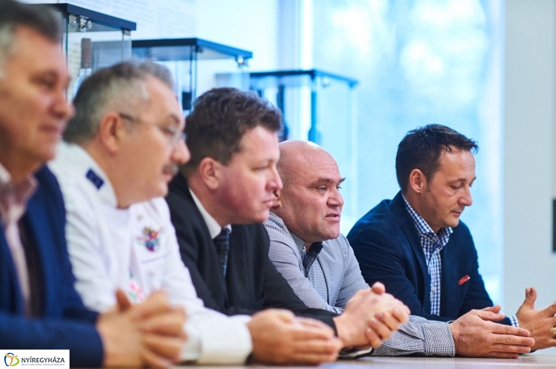 Disznótoros fesztivál beharangozó - fotó Szarka Lajos