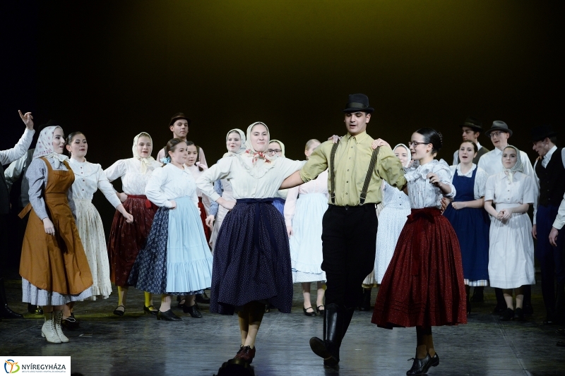 Táncfarsang 2 - fotó Trifonov Éva