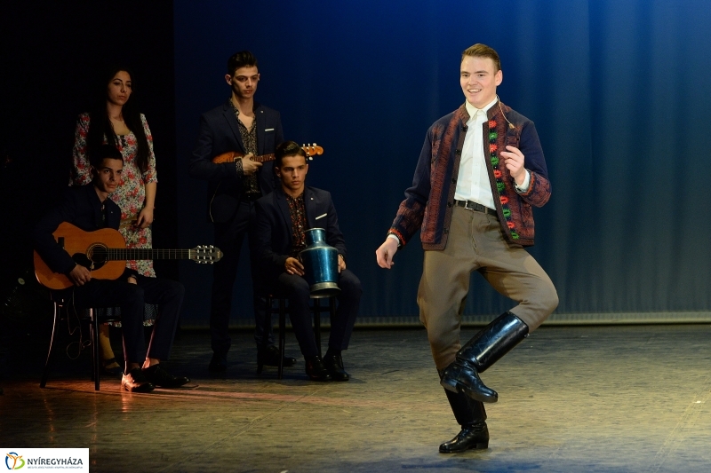 Táncfarsang 2 - fotó Trifonov Éva