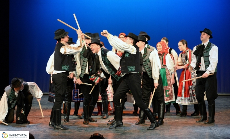 Táncfarsang 2 - fotó Trifonov Éva