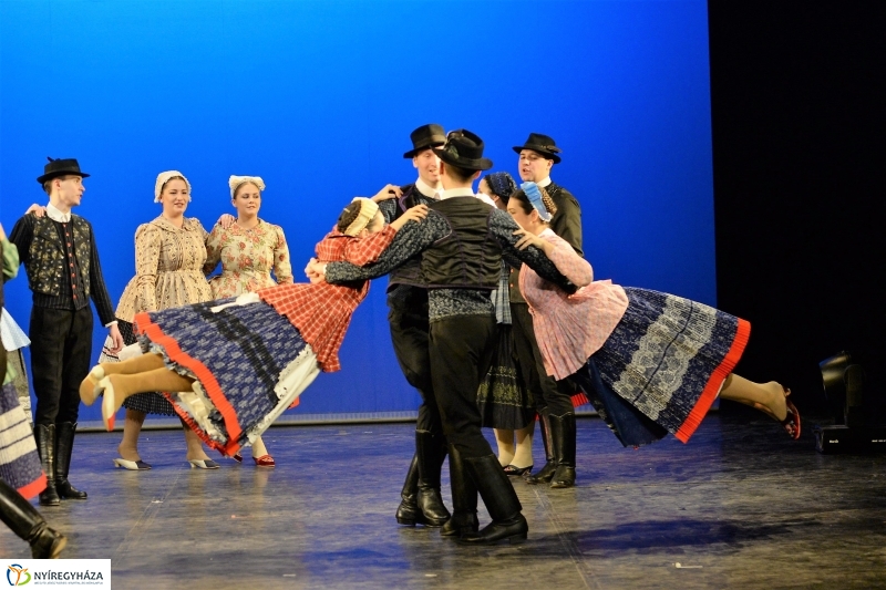 Táncfarsang 1 - fotó Trifonov Éva