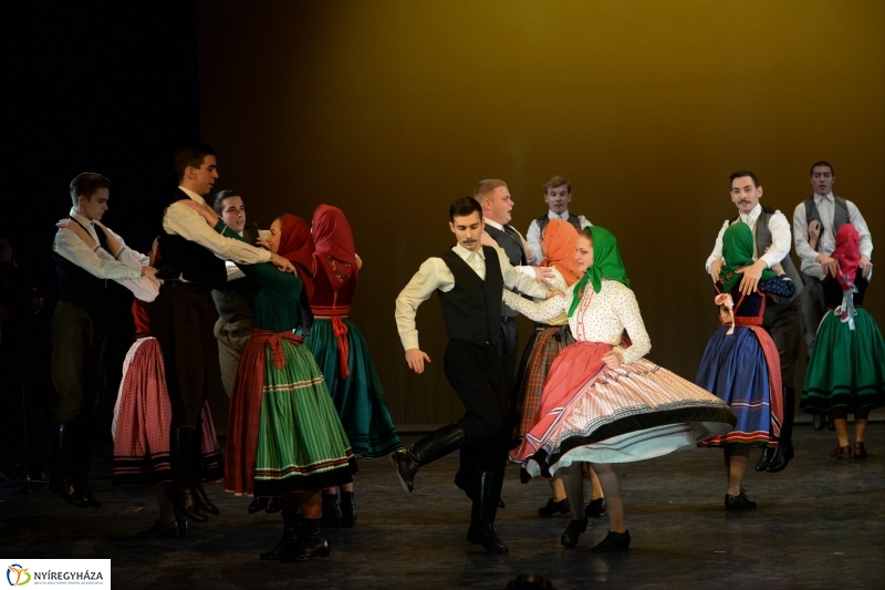 Táncfarsang 1 - fotó Trifonov Éva