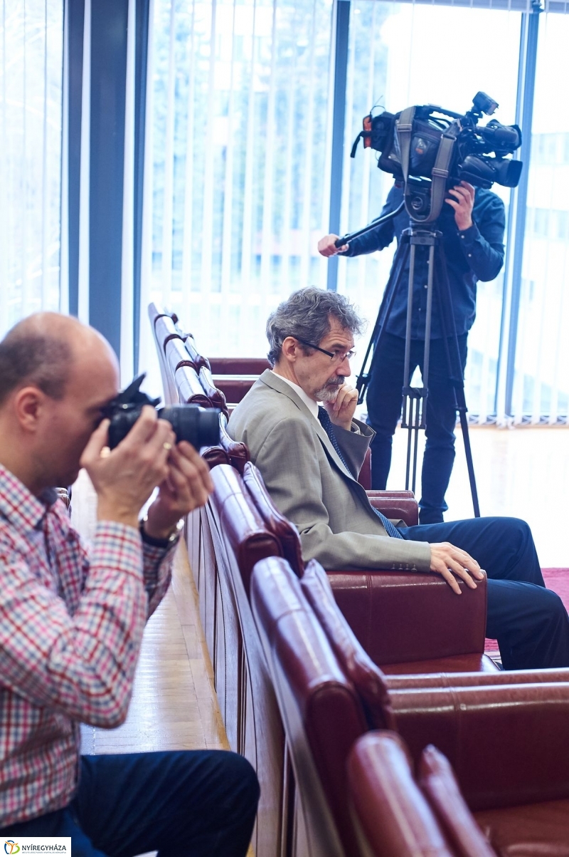 Együttműködési megállapodás az egyetemen - fotó Szarka Lajos