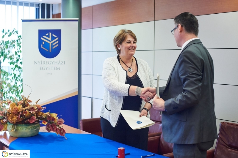 Együttműködési megállapodás az egyetemen - fotó Szarka Lajos