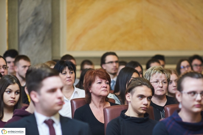 Irodalmi pályázat díjazottjai - fotó Szarka Lajos