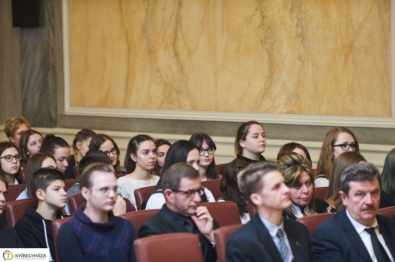 Irodalmi pályázat díjazottjai - fotó Szarka Lajos