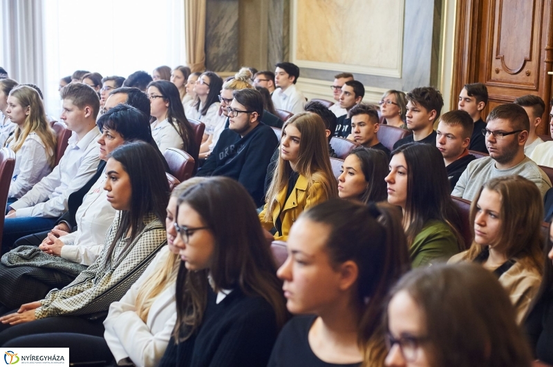 Irodalmi pályázat díjazottjai - fotó Szarka Lajos