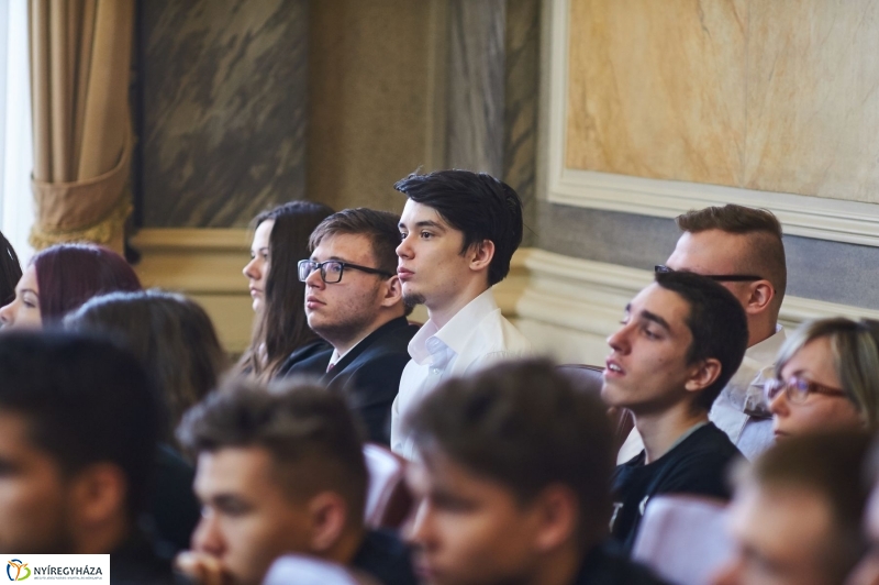 Irodalmi pályázat díjazottjai - fotó Szarka Lajos