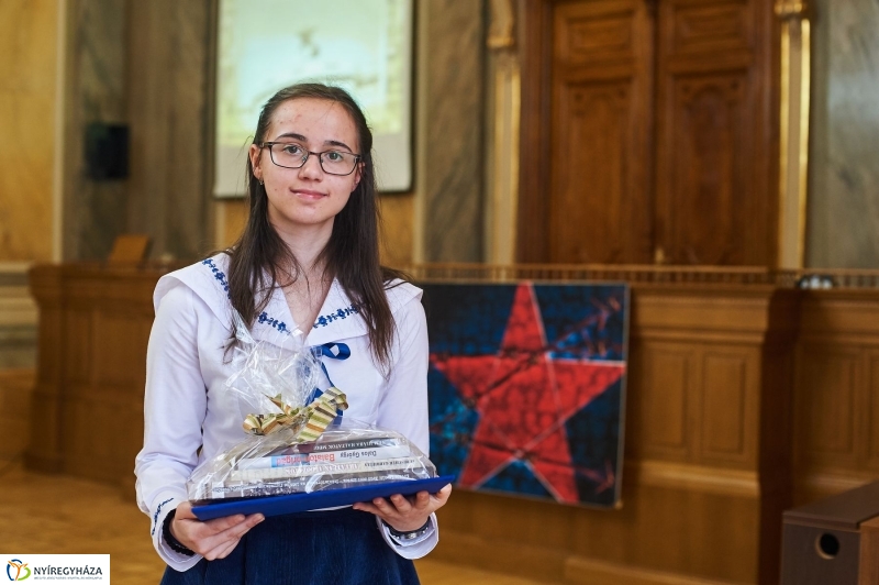 Irodalmi pályázat díjazottjai - fotó Szarka Lajos