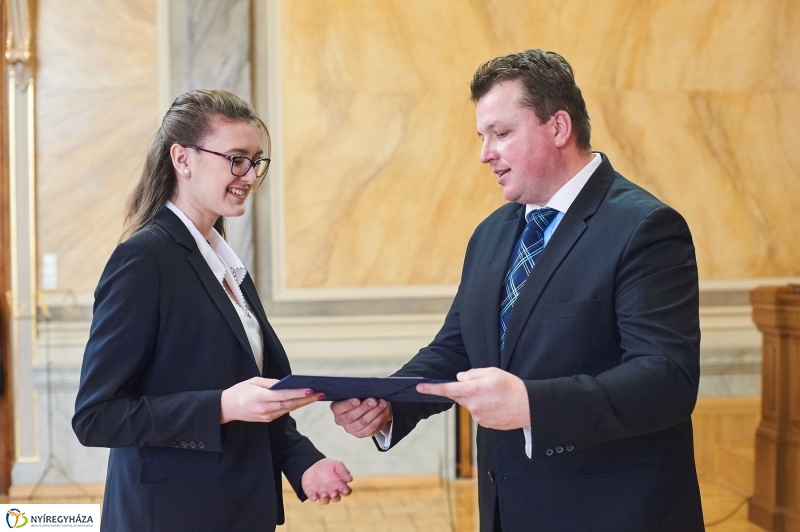 Irodalmi pályázat díjazottjai - fotó Szarka Lajos