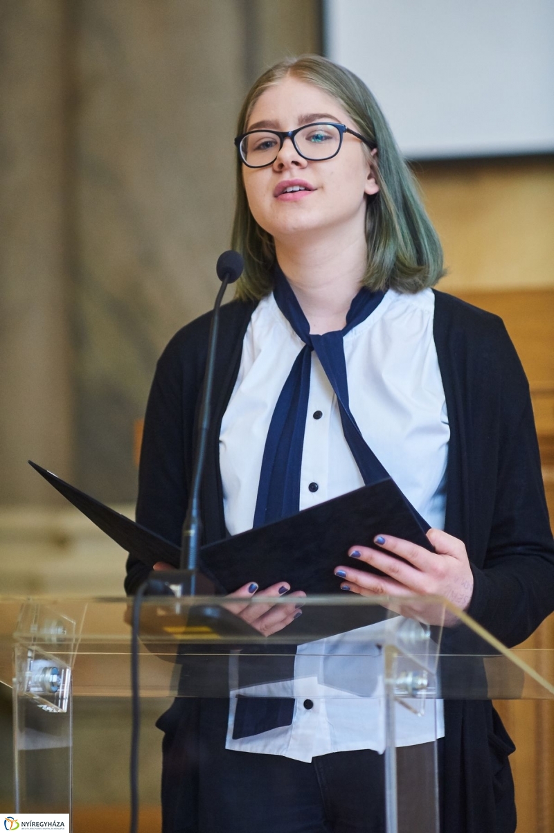 Irodalmi pályázat díjazottjai - fotó Szarka Lajos