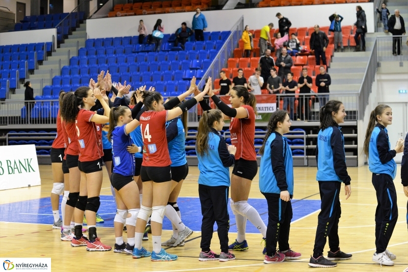 Fatum Nyíregyháza - Újpest női röplada - fotó Trifonov Éva