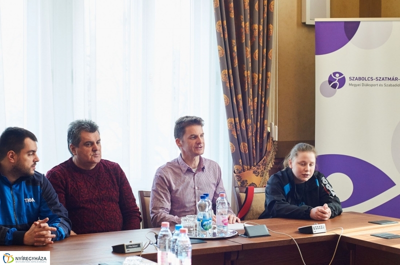 Diákolimpia sajtótájékoztató - fotó Szarka Lajos