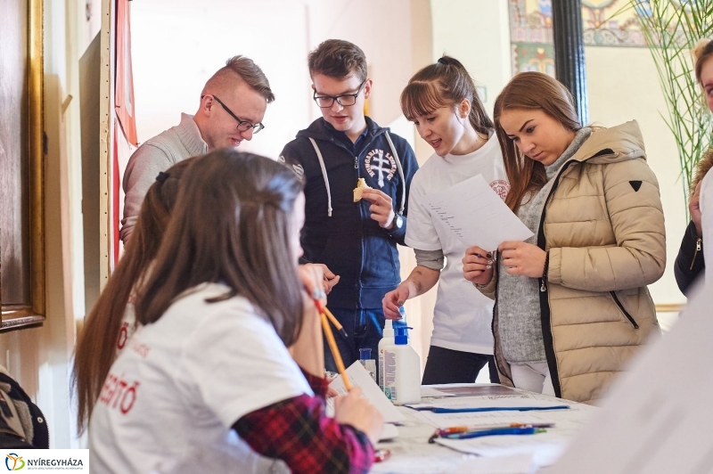 Egészségnap a Kossuth gimiben - fotó Szarka Lajos