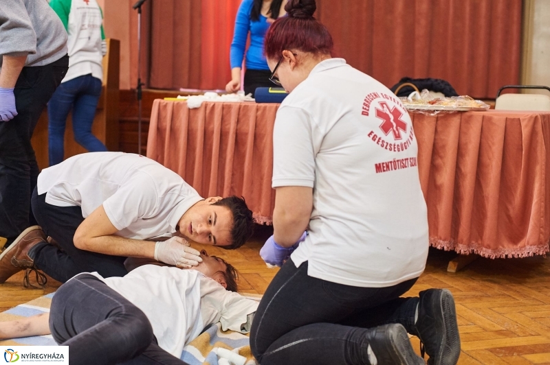 Egészségnap a Kossuth gimiben - fotó Szarka Lajos