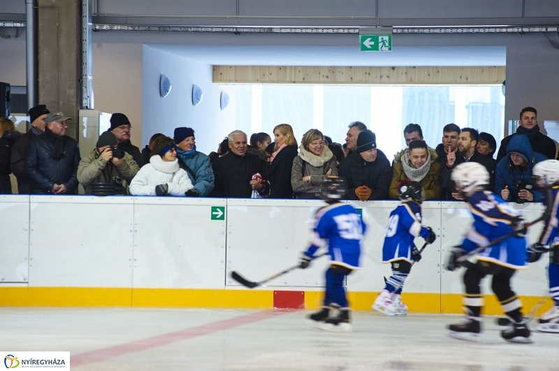 Városi Jégpálya avató 2 - fotó Szarka Lajos