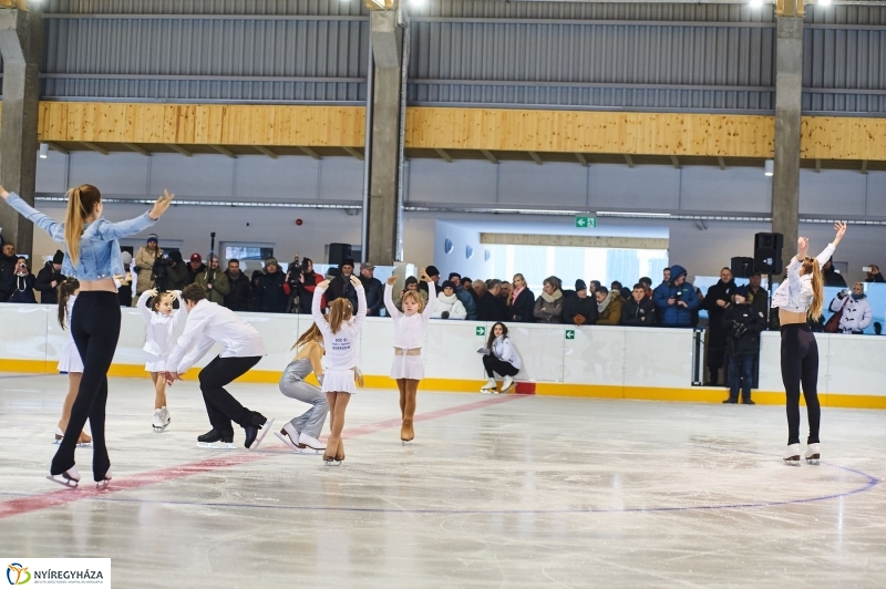 Városi Jégpálya avató 2 - fotó Szarka Lajos
