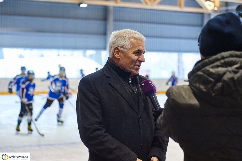 Városi Jégpálya avató 2 - fotó Szarka Lajos