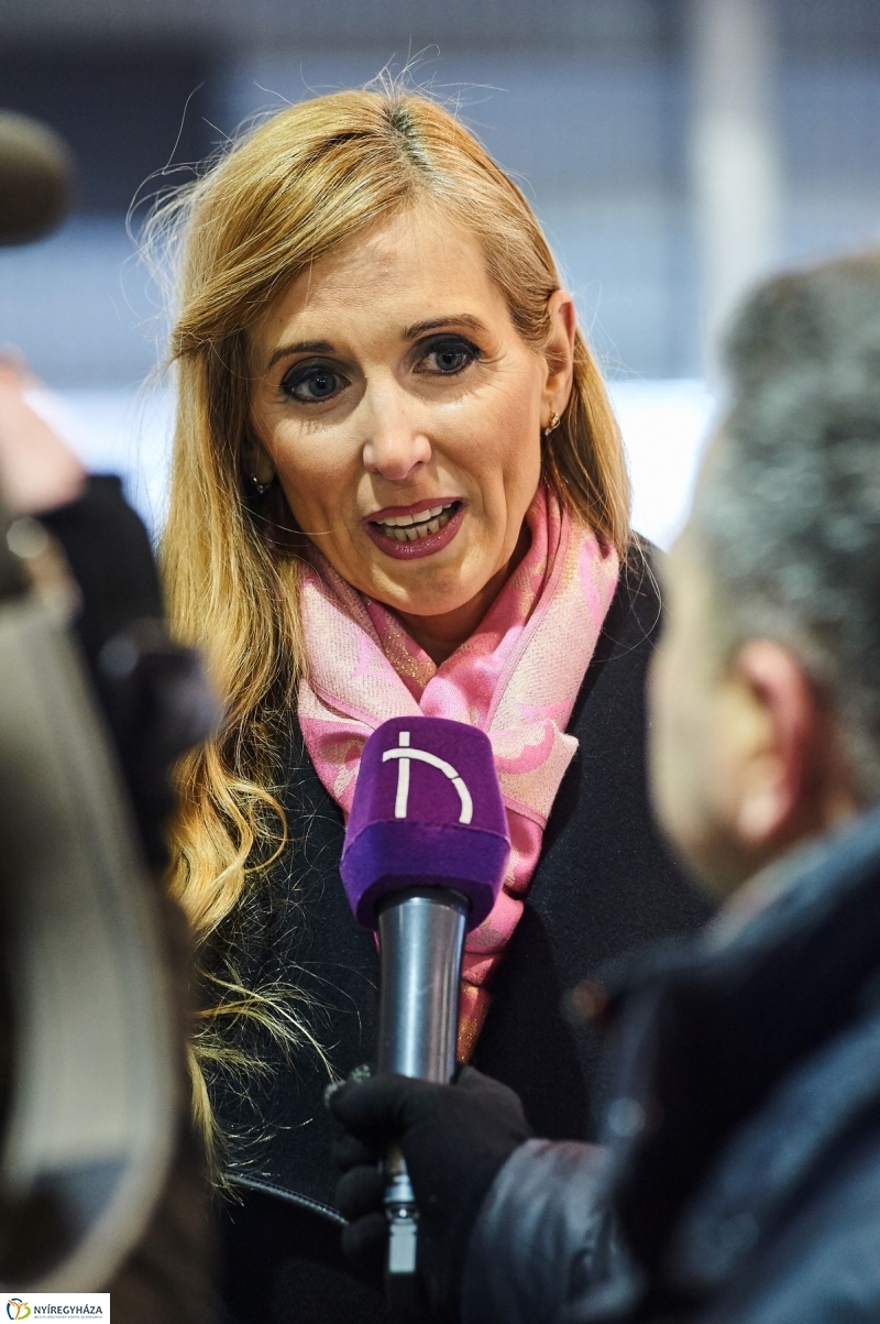 Városi Jégpálya avató 2 - fotó Szarka Lajos