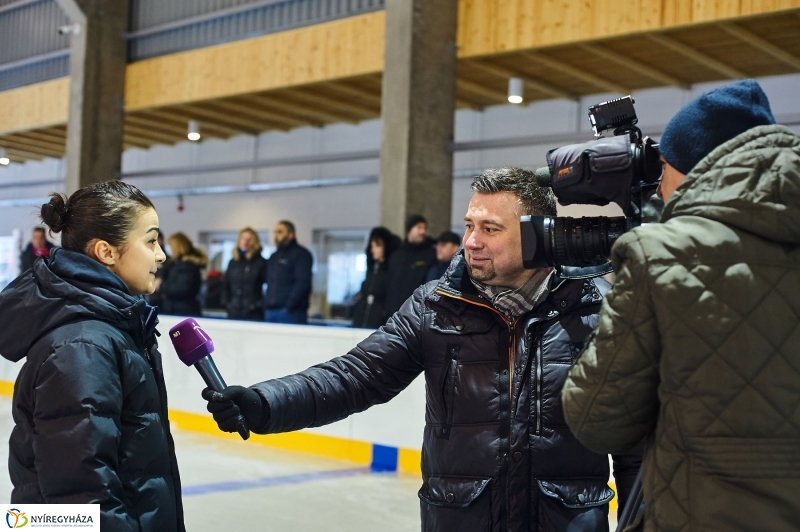 Városi Jégpálya avató 2 - fotó Szarka Lajos