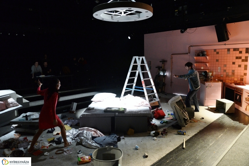 A rózsák háborúja - fotó Trifonov Éva