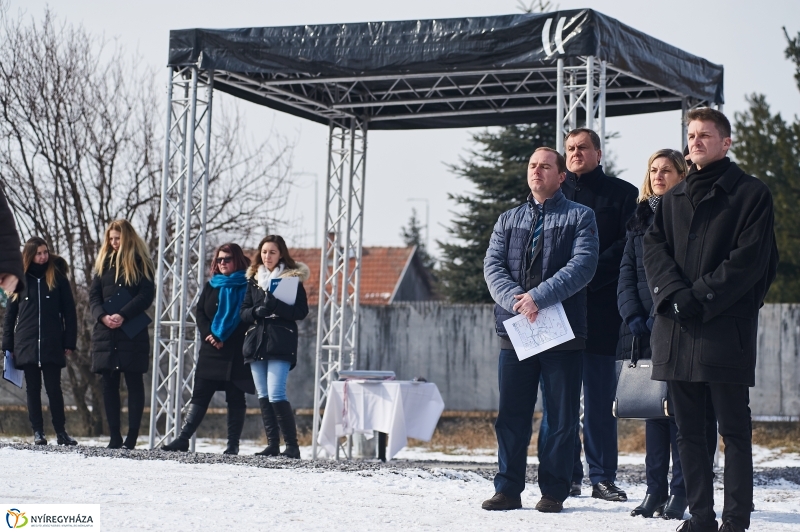 Nyugati elkerülő út alapkőletétele - fotó Szarka Lajos