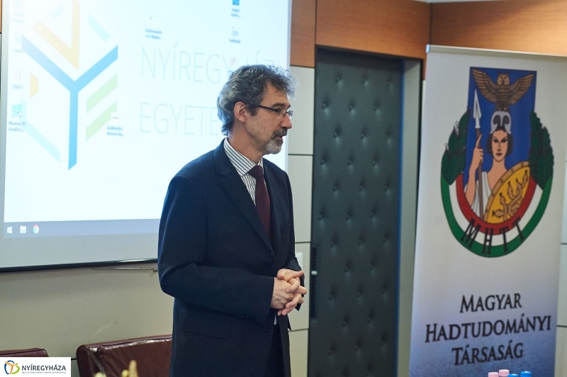 Hadtörténeti konferencia az egyetemen - fotó Szarka Lajos