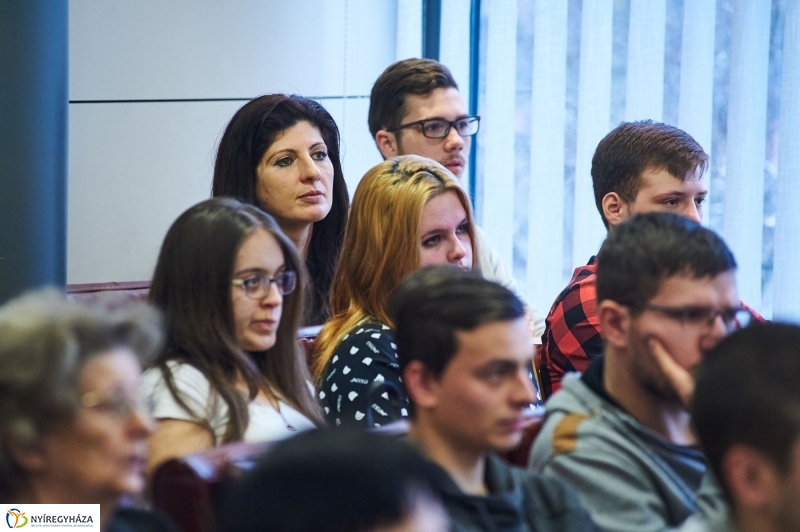 Hadtörténeti konferencia az egyetemen - fotó Szarka Lajos
