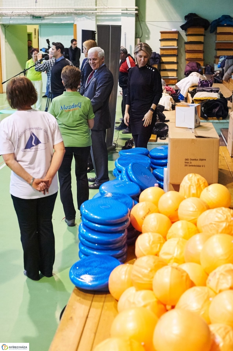 Gyógytorna eszközök átadása - fotó Szarka Lajos