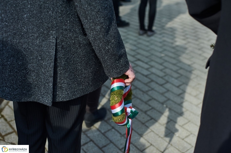 Megemlékező koszorúzások - fotó Szarka Lajos