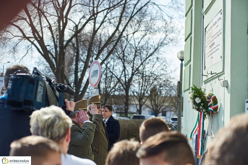 Megemlékező koszorúzások - fotó Szarka Lajos
