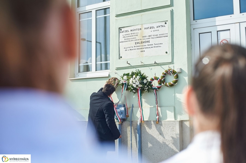 Megemlékező koszorúzások - fotó Szarka Lajos